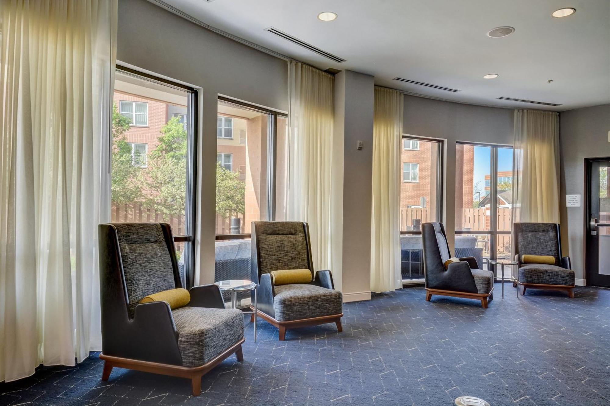 Courtyard Cincinnati North At Union Centre West Chester Esterno foto