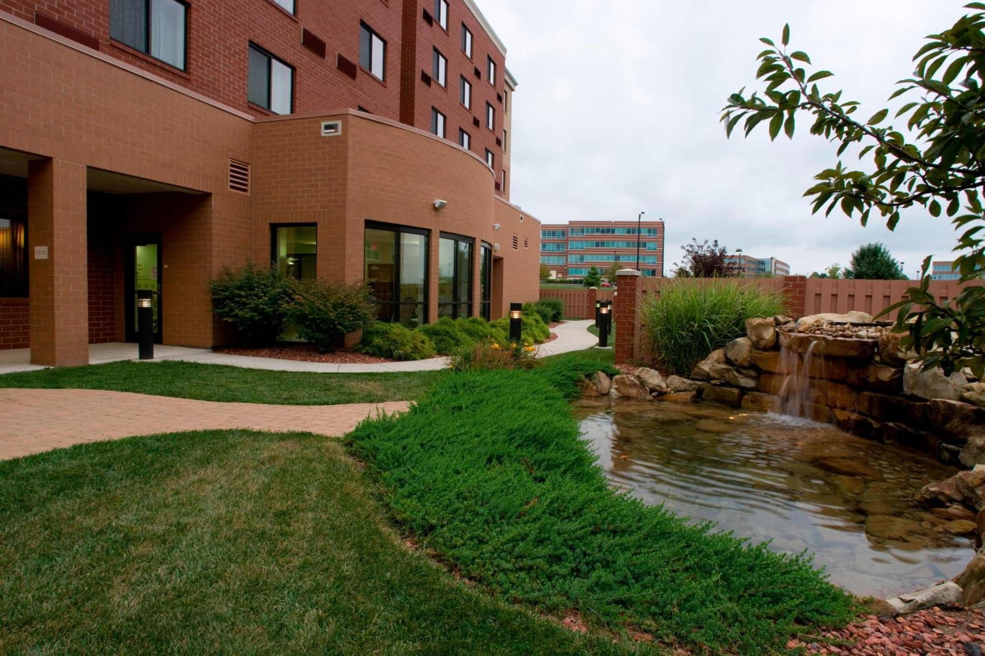 Courtyard Cincinnati North At Union Centre West Chester Esterno foto