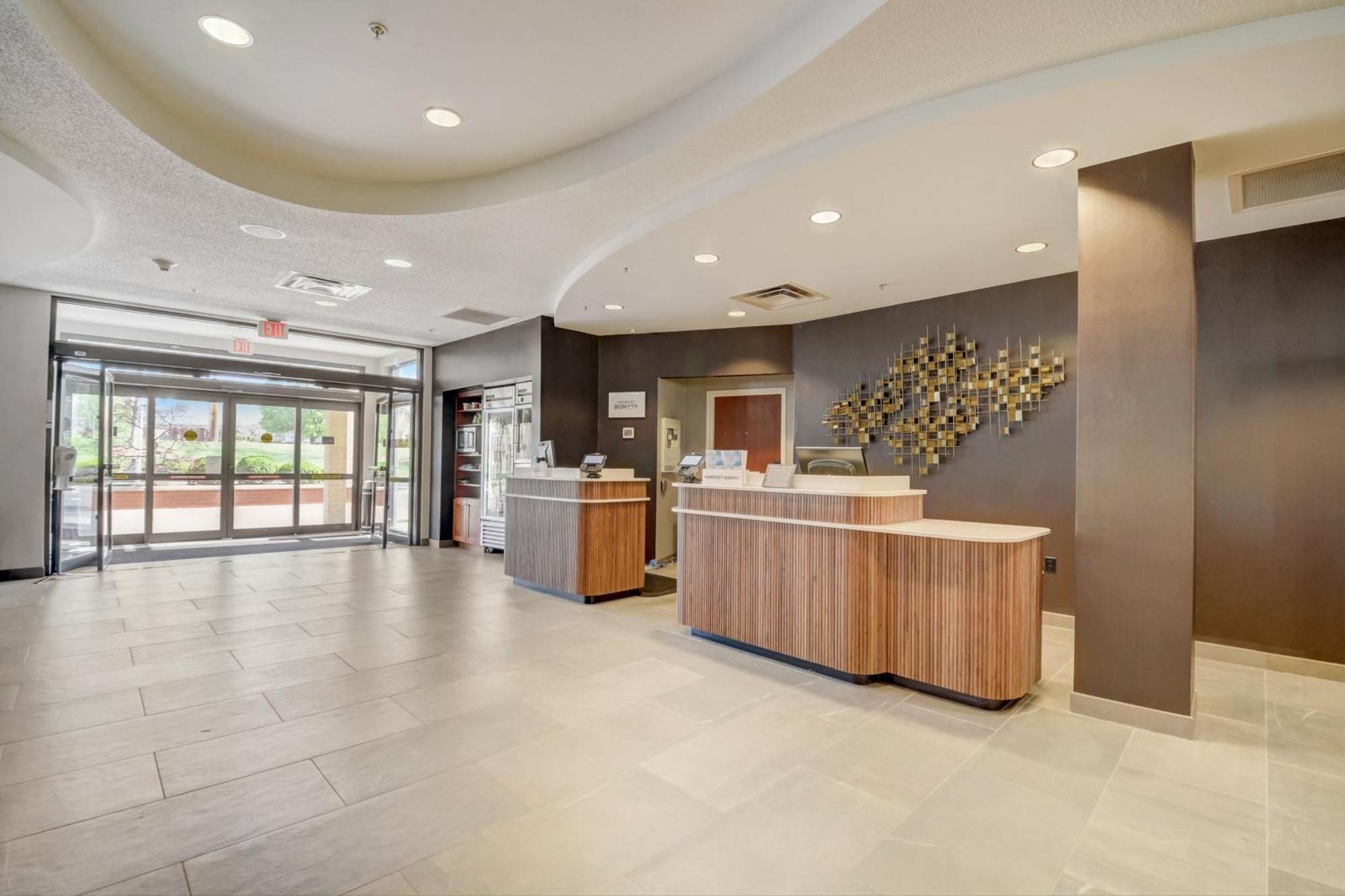 Courtyard Cincinnati North At Union Centre West Chester Esterno foto